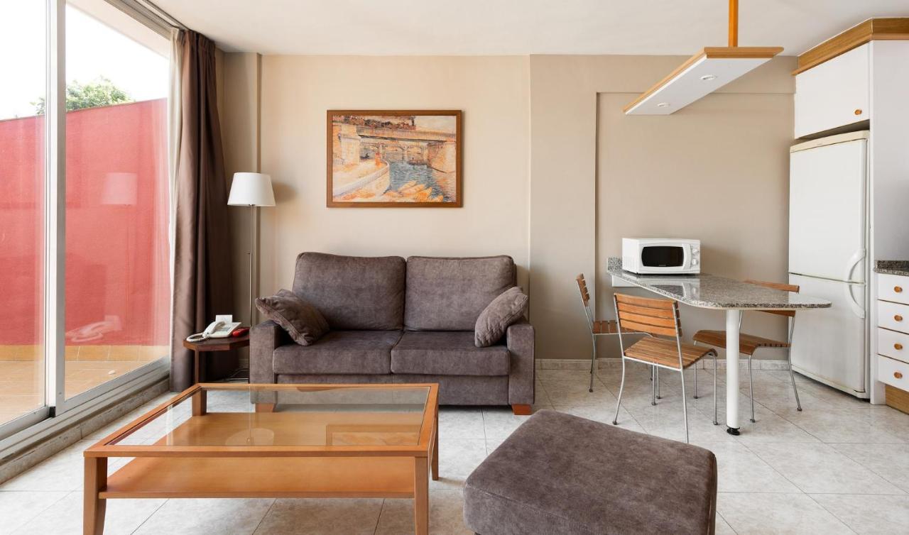 Park Sedo Aparthotel Rubí Dış mekan fotoğraf