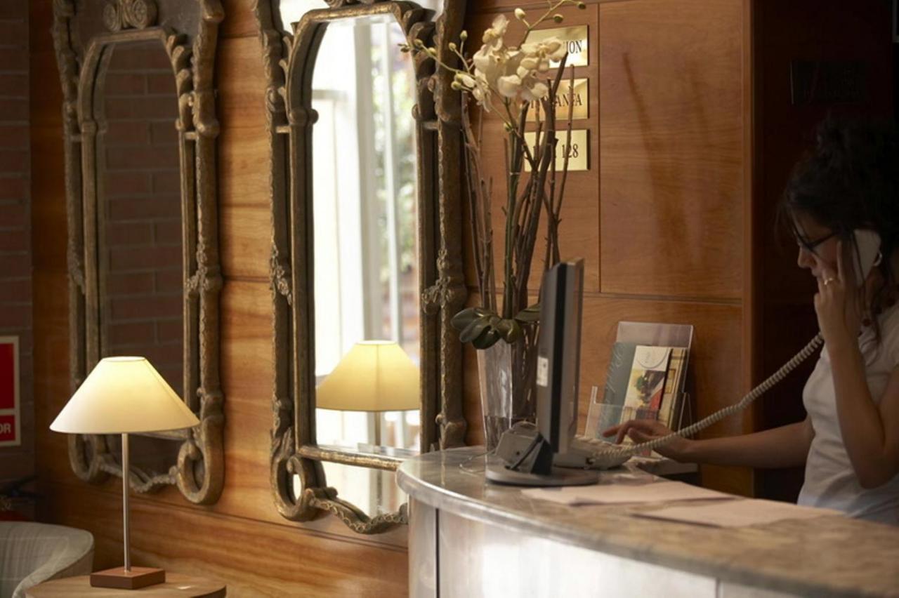 Park Sedo Aparthotel Rubí Dış mekan fotoğraf