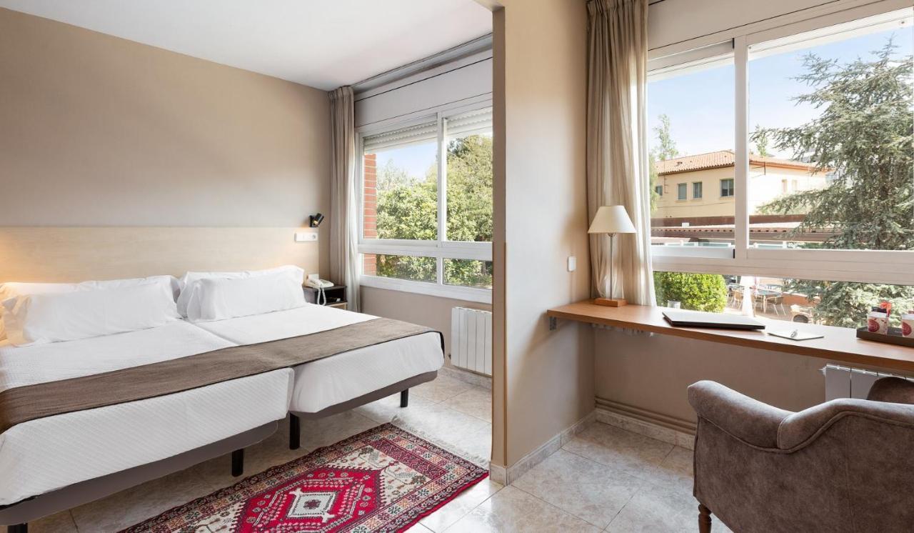 Park Sedo Aparthotel Rubí Dış mekan fotoğraf