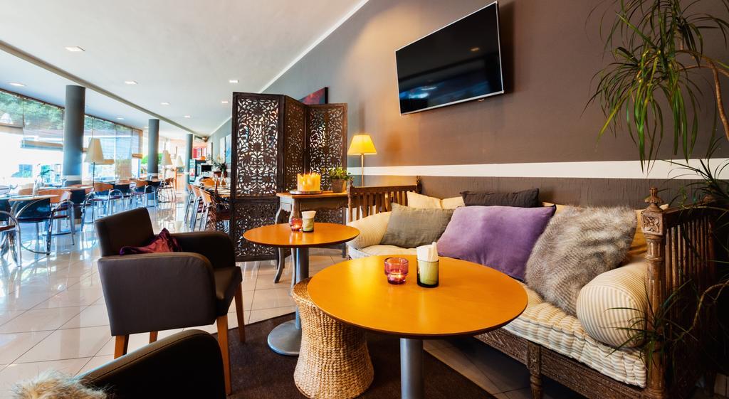 Park Sedo Aparthotel Rubí Dış mekan fotoğraf