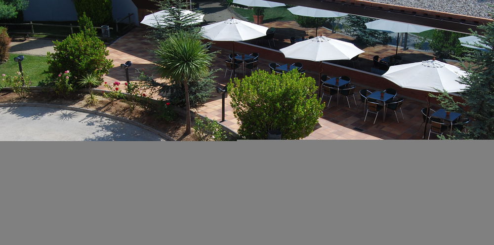 Park Sedo Aparthotel Rubí Restoran fotoğraf